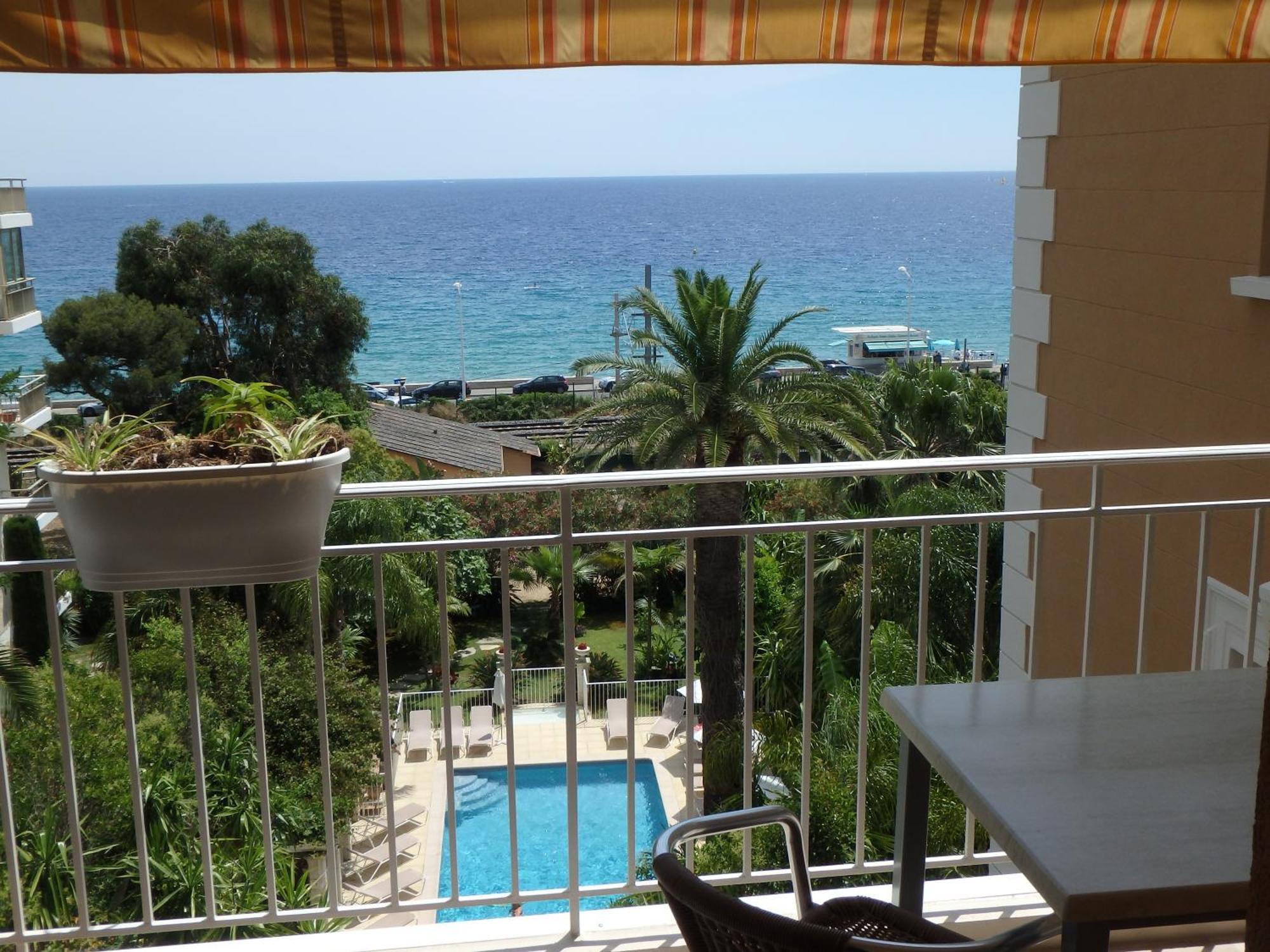 Residence Veles Plage カンヌ 部屋 写真